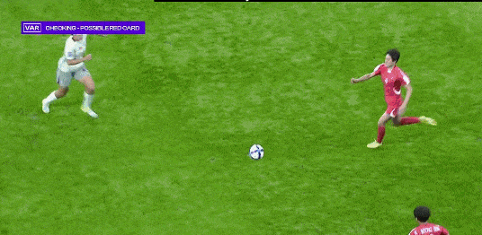 中国女足2-1逆转朝鲜获B组头名 争议判罚引热议