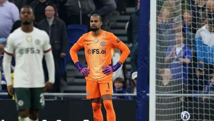 贝托独造三球切尔西客场惨败埃弗顿