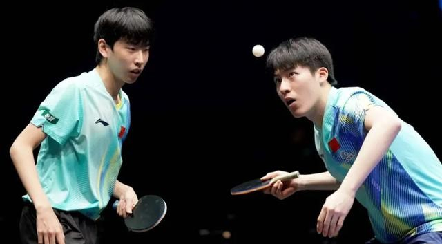 温瑞博双杀日本选手，国乒小将多线作战显韧性