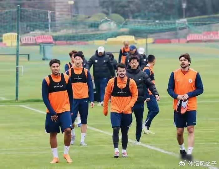 山东泰山主场1-1战平上海海港 宿茂臻：过程积极