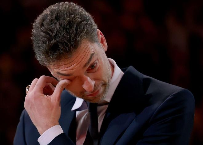 科比影像致敬加索尔：兄弟情谊铸就紫金王朝